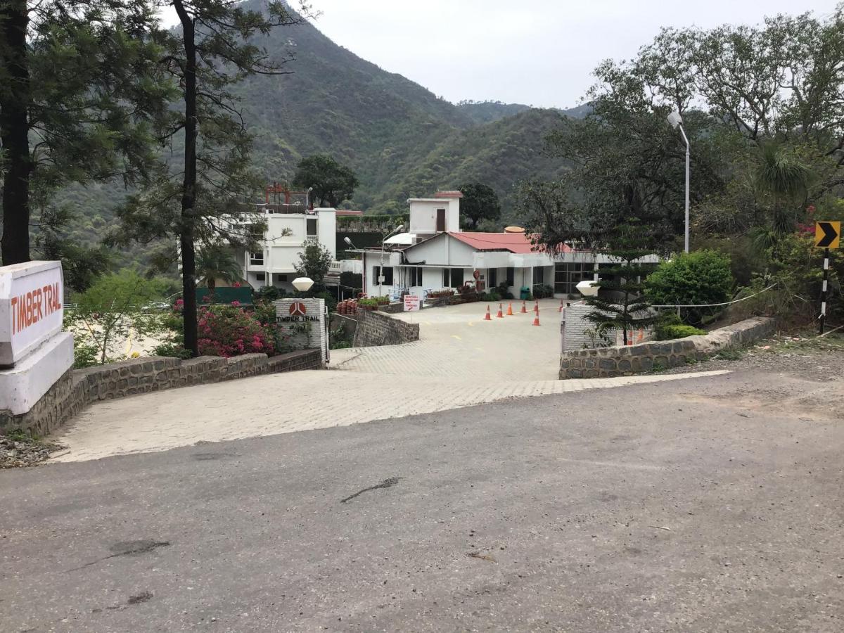 Timber Trail Base Resort - At The Foothills Of Adventure Parwanoo Buitenkant foto