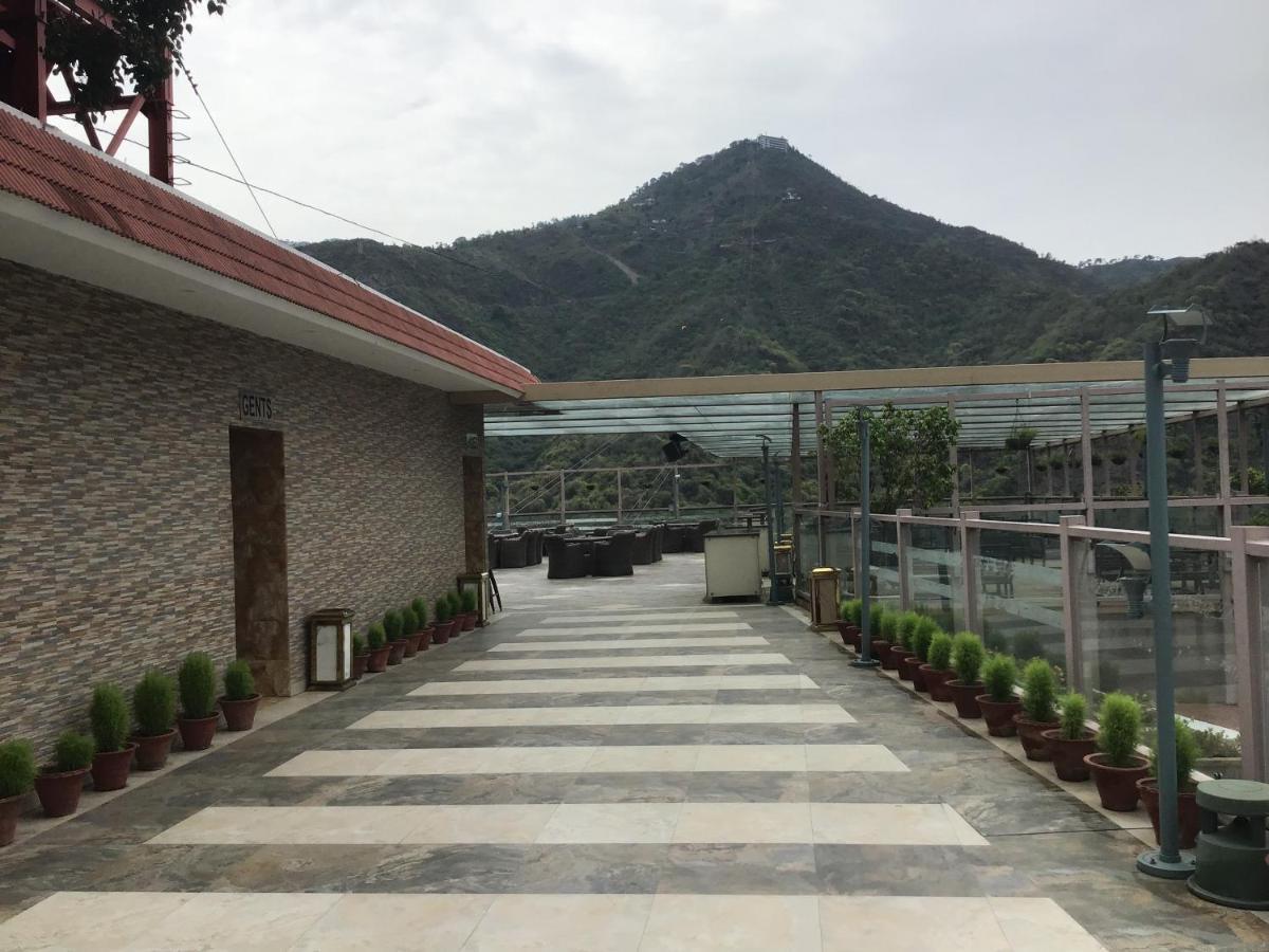 Timber Trail Base Resort - At The Foothills Of Adventure Parwanoo Buitenkant foto